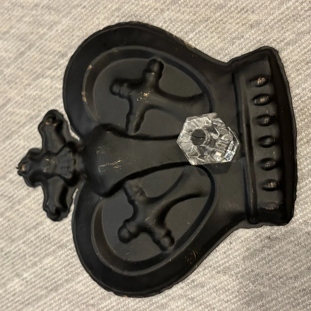 Black Crown Wall Decor Hooks royalty king queen princess cross party organize